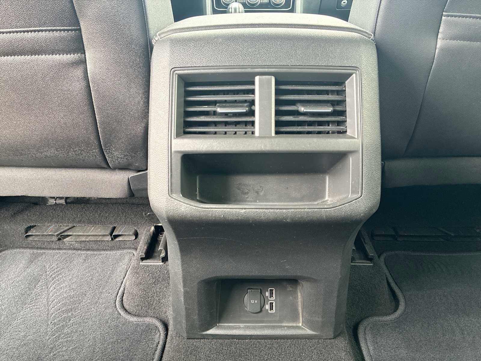 Used 2020 Volkswagen Atlas Cross Sport SEL image 21