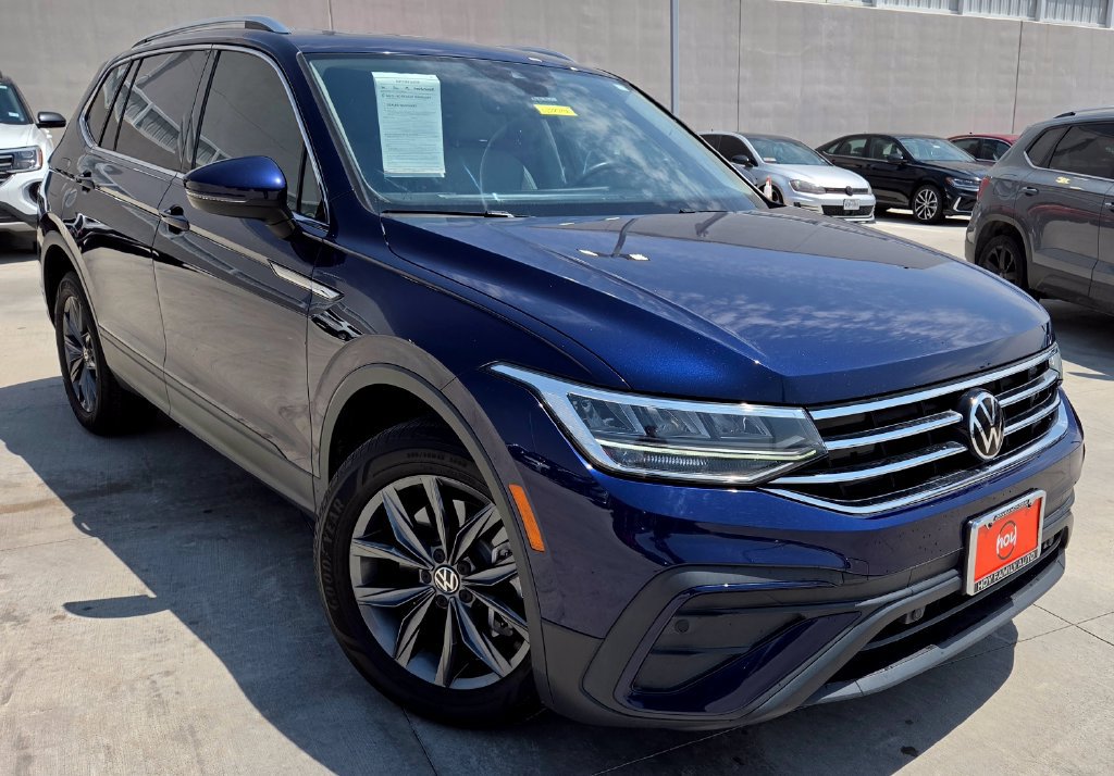 Certified 2023 Volkswagen Tiguan SE