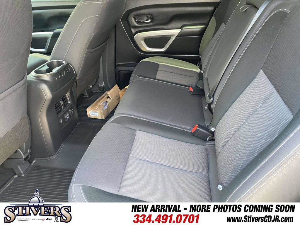 Used 2023 Nissan Titan SV w/ SV Convenience Package RWD image 14