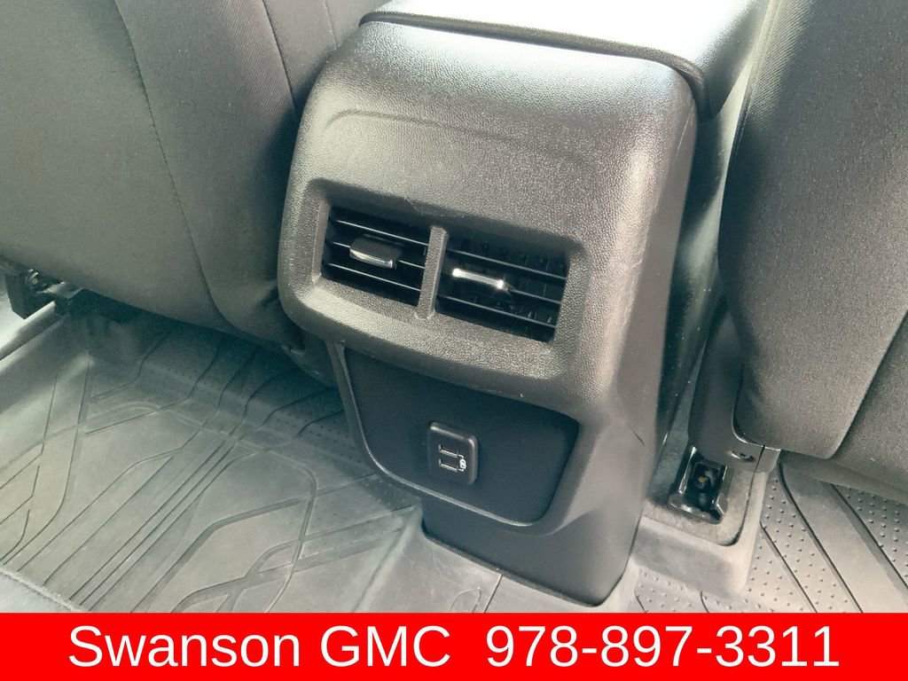 Certified 2023 Chevrolet Equinox LT w/ LPO, Floor Liner Package AWD/4WD image 29