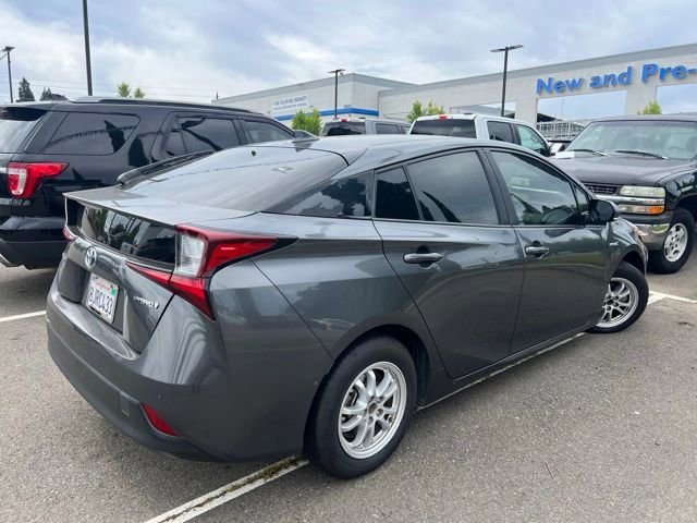 Used 2019 Toyota Prius LE FWD image 6