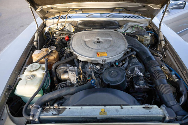 Used 1987 Mercedes-Benz 560 SL image 22