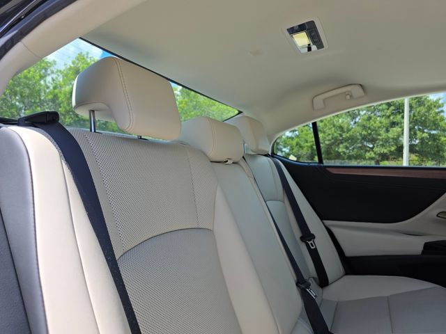 Used 2025 Lexus ES 350 w/ Premium Package FWD image 14