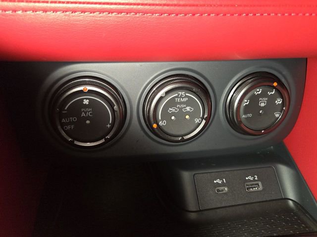 Used 2025 Nissan Z Performance w/ Floor Mat Package image 19