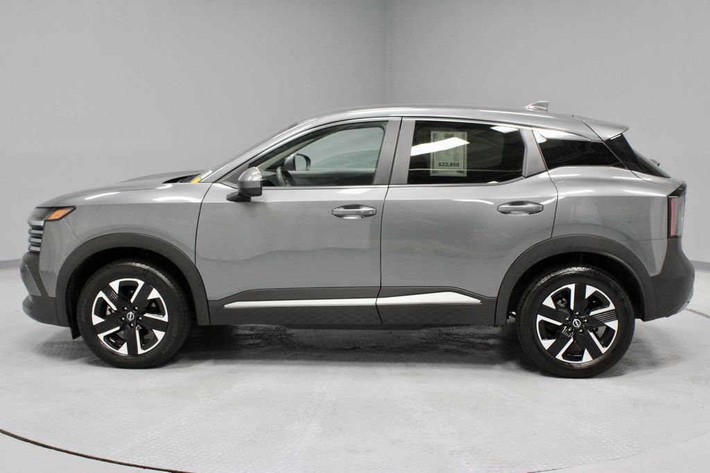 Certified 2025 Nissan Kicks SV AWD/4WD image 8