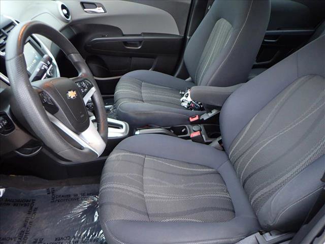 Used 2017 Chevrolet Sonic LT image 10