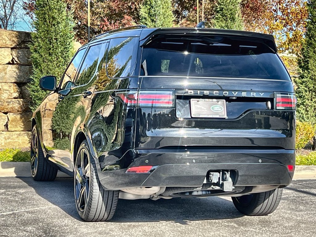 Certified 2024 Land Rover Discovery Dynamic SE AWD/4WD image 3