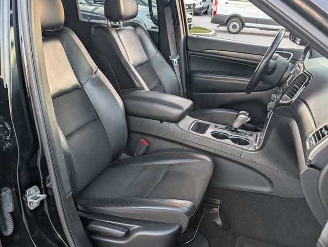 Used 2021 Jeep Grand Cherokee Laredo X image 14