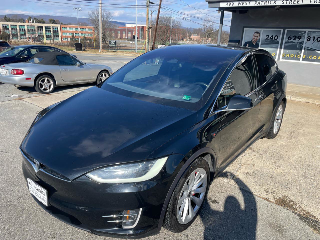 Used 2019 Tesla Model X 100D image 19