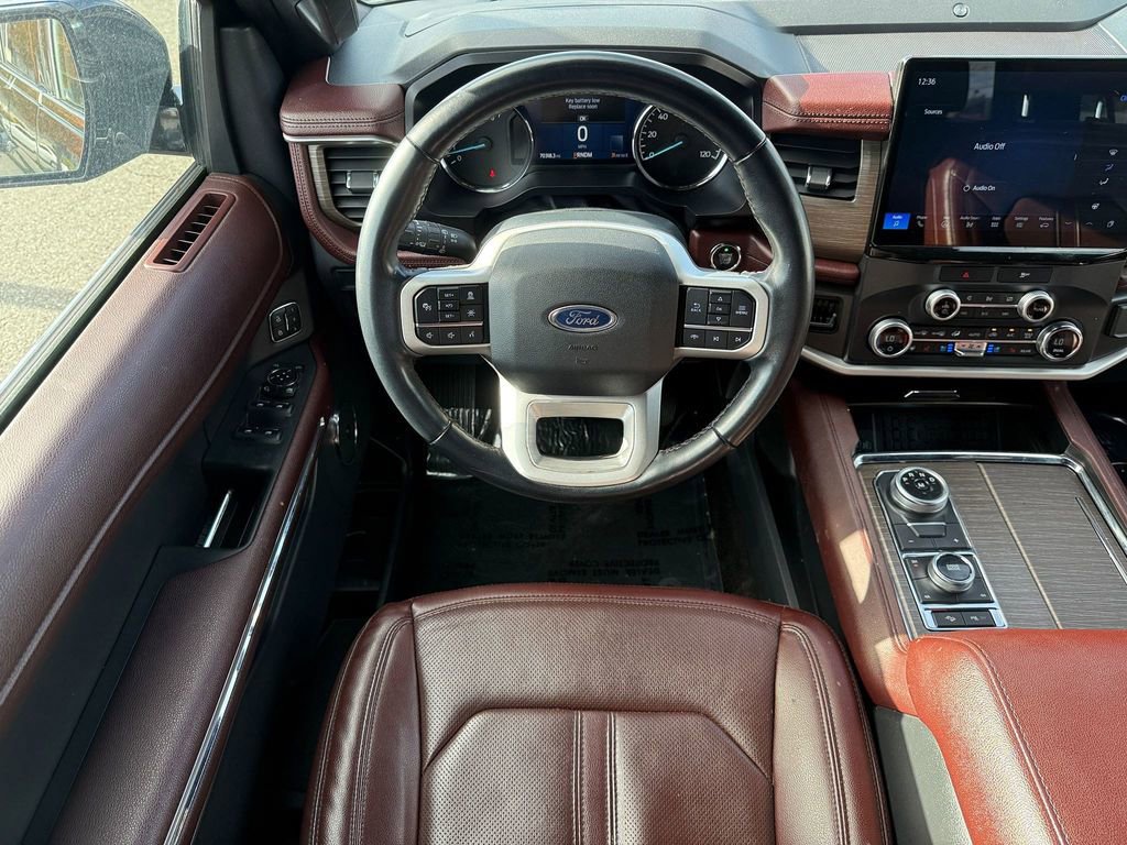 Used 2022 Ford Expedition Limited image 25