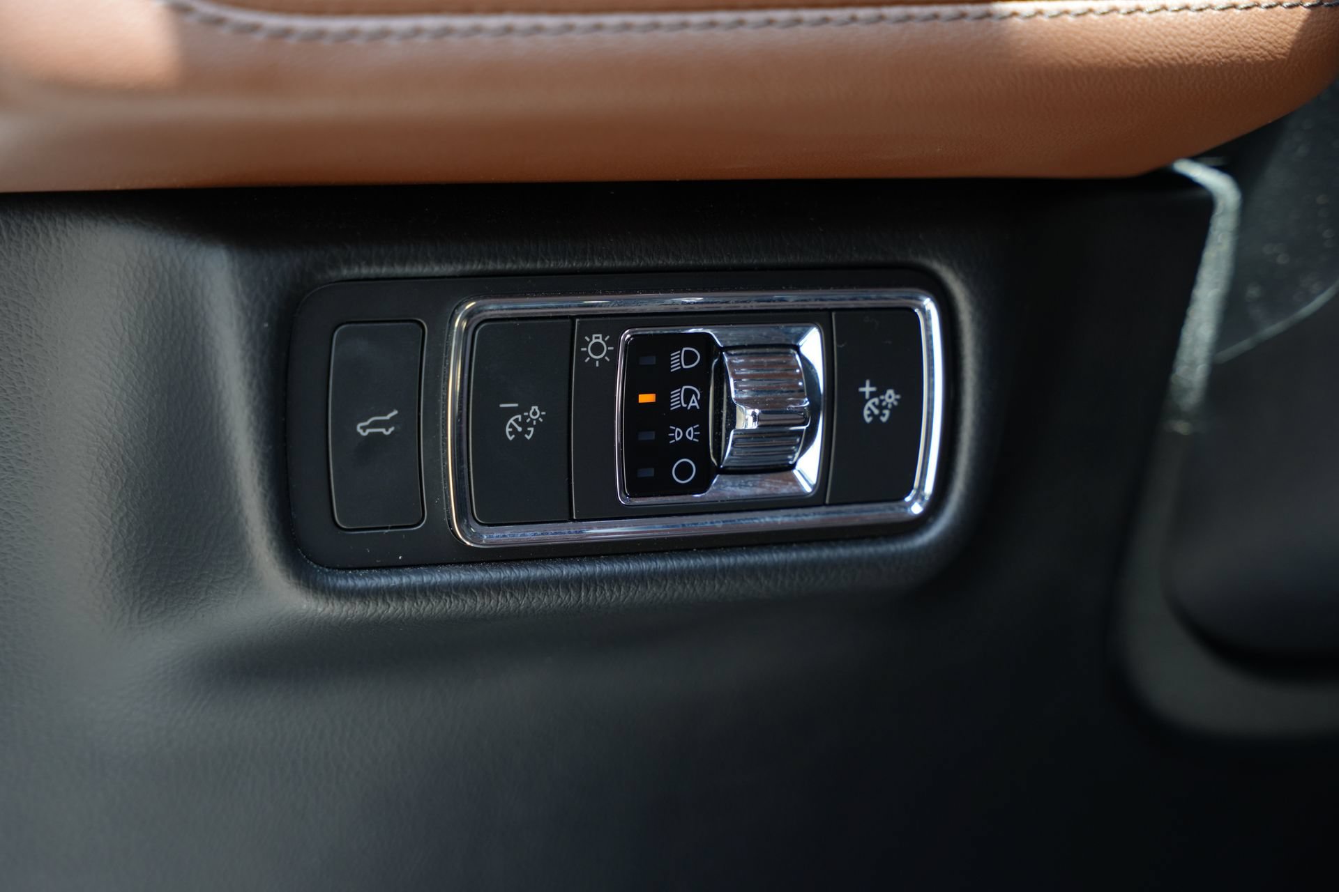 Used 2023 Lincoln Aviator Reserve RWD image 16