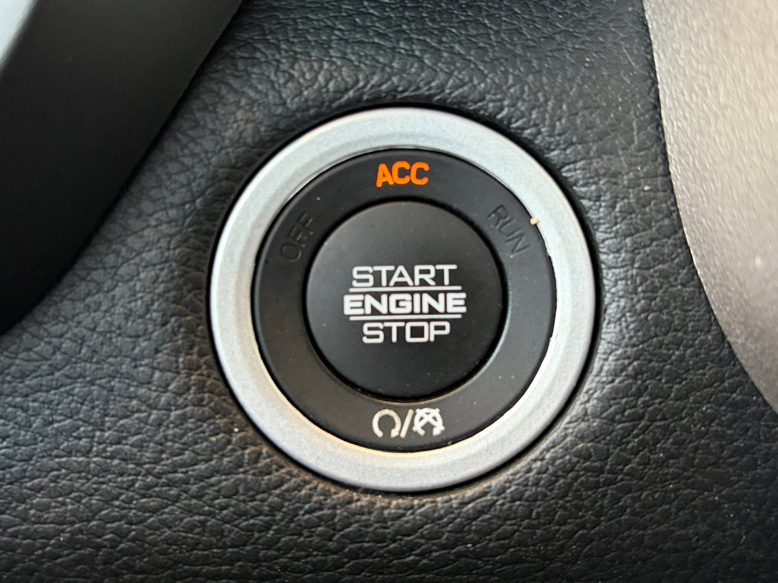 Used 2021 RAM 1500 Laramie AWD/4WD image 21