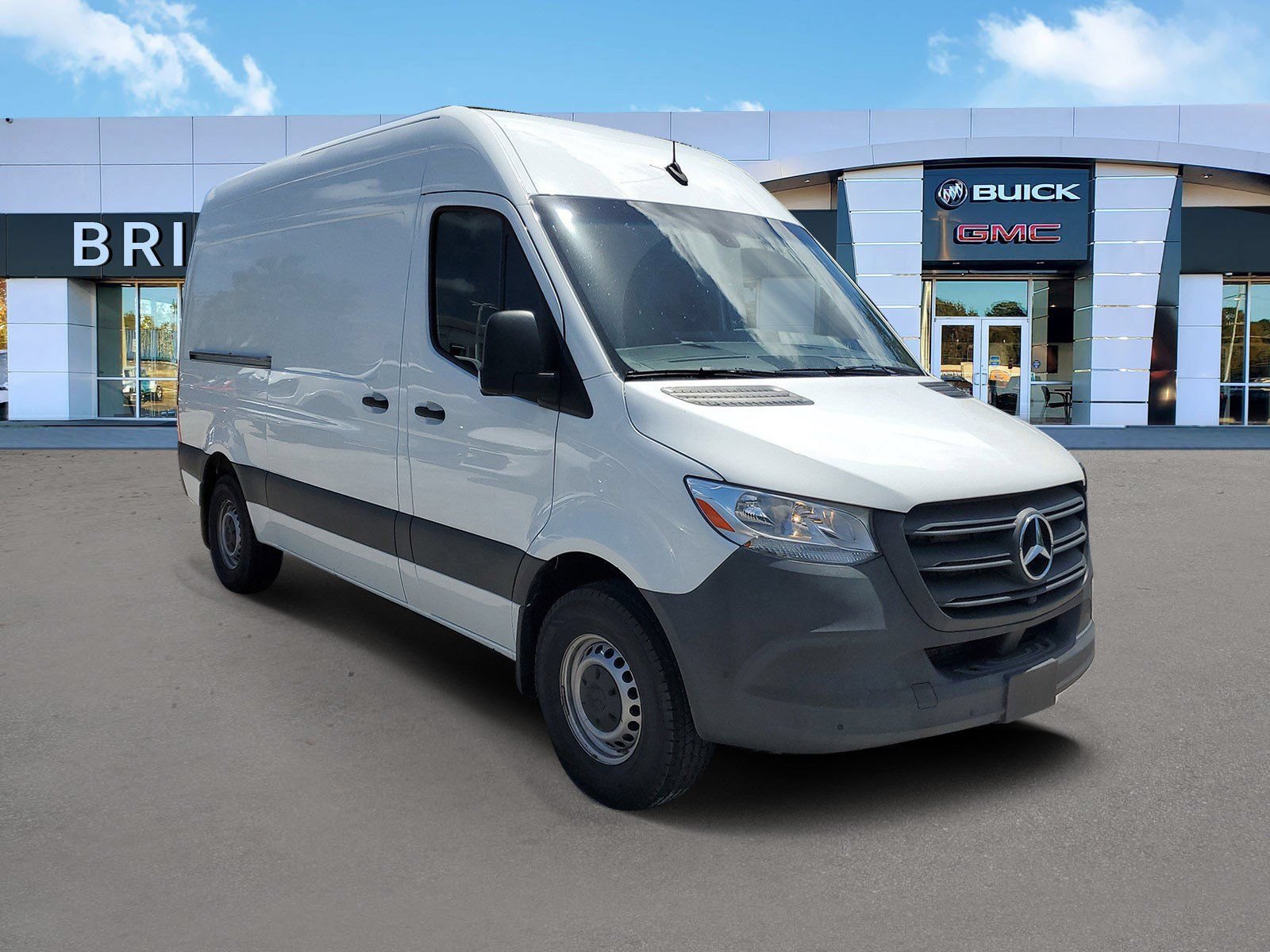 Used 2023 Mercedes-Benz Sprinter 2500 image 2