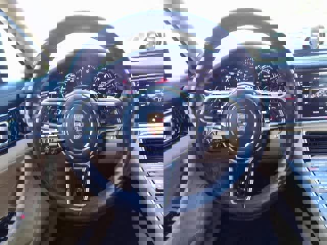 Used 2018 Porsche Panamera image 18