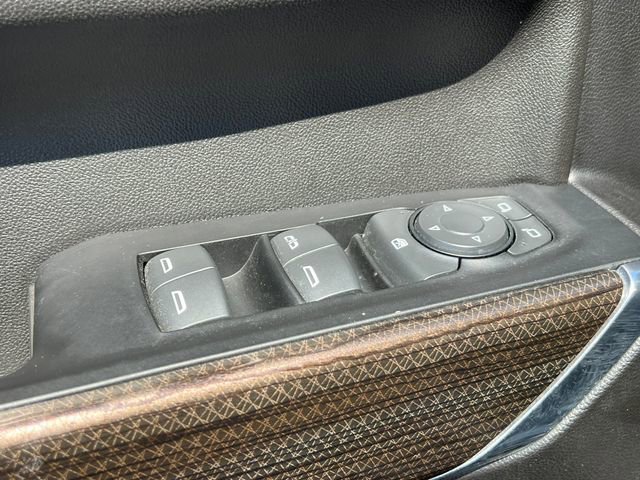 Certified 2022 Chevrolet Silverado 1500 LT Trail Boss w/ Convenience Package II AWD/4WD image 23