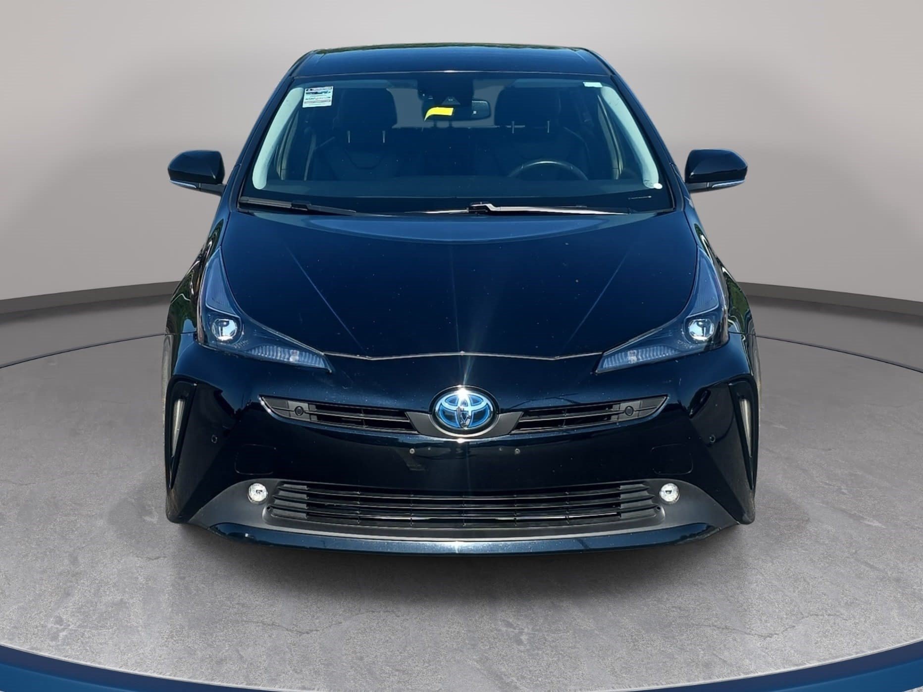 Used 2022 Toyota Prius FWD image 2