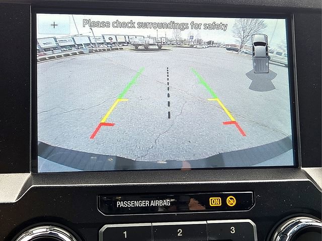 Used 2020 Ford F250 Lariat w/ Chrome Package image 18