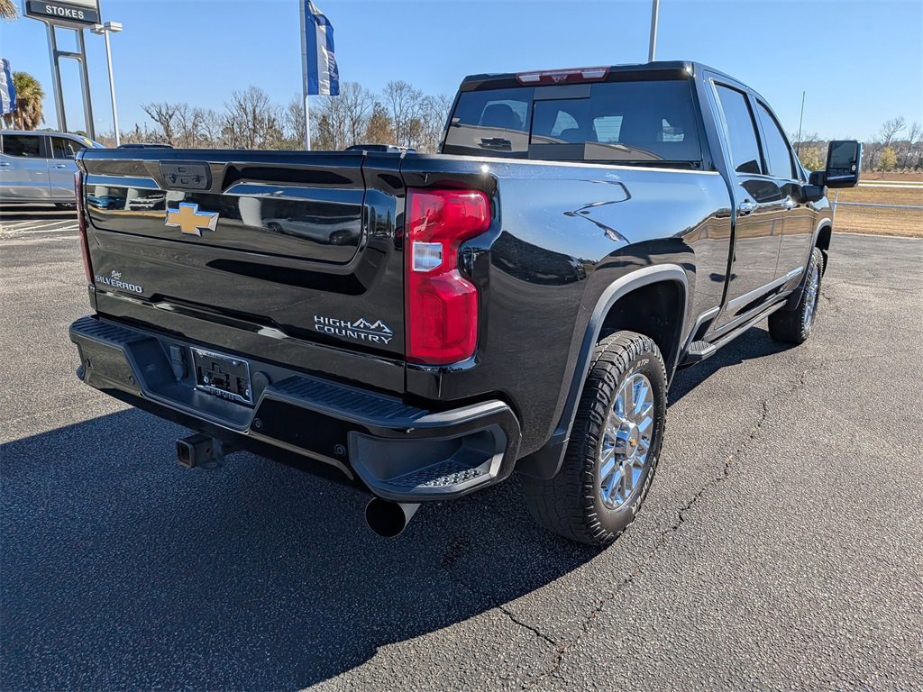 Used 2024 Chevrolet Silverado 2500 High Country w/ High Country Premium Package image 4