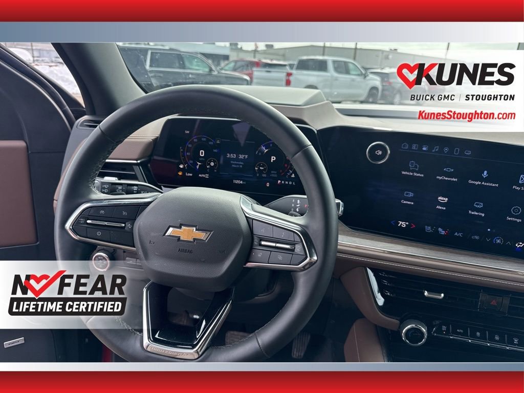 Used 2025 Chevrolet Suburban High Country AWD/4WD image 39