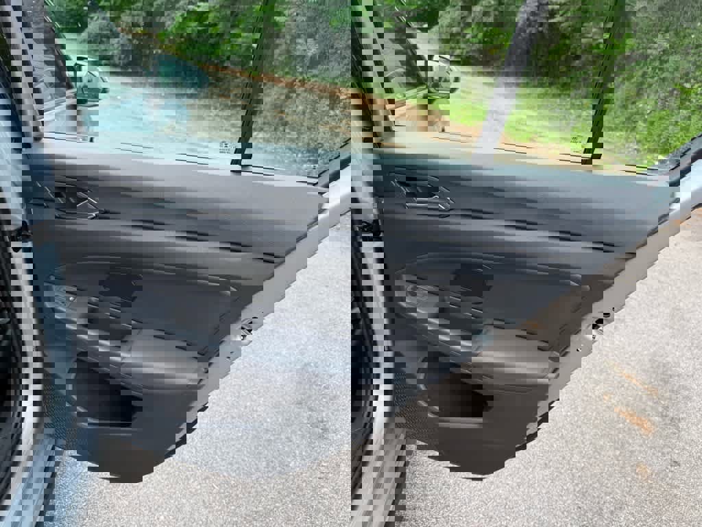 New 2025 Volkswagen GTI Autobahn image 11