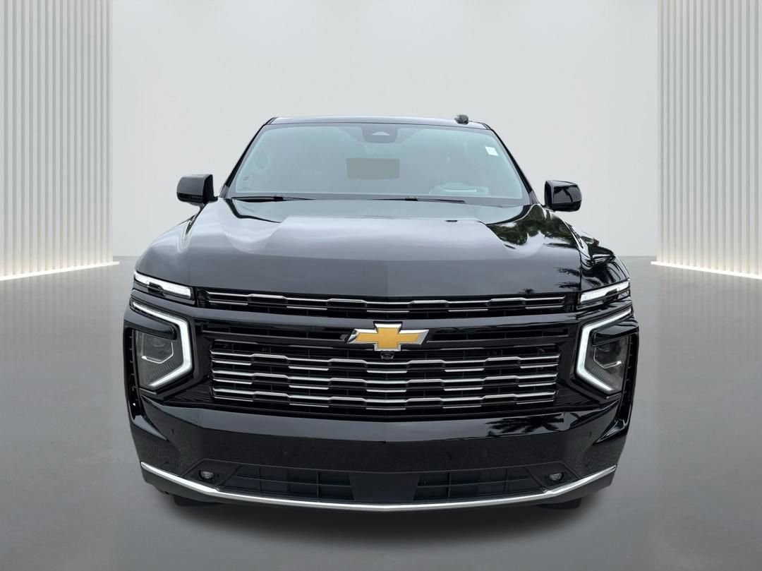 Used 2026 Chevrolet Suburban High Country image 2