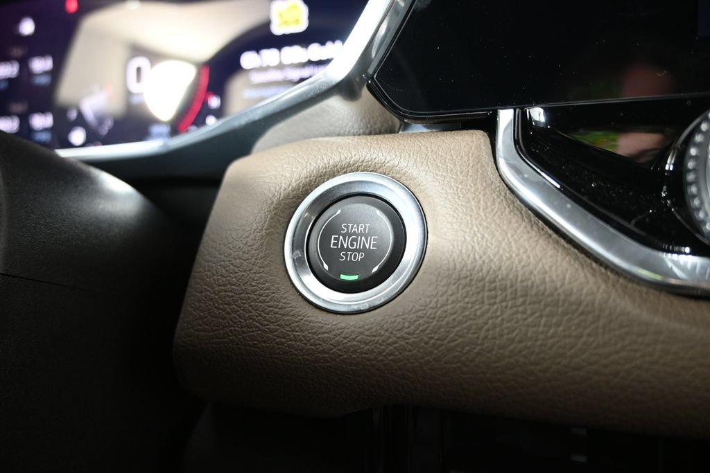 Used 2026 GMC Canyon Denali AWD/4WD image 33
