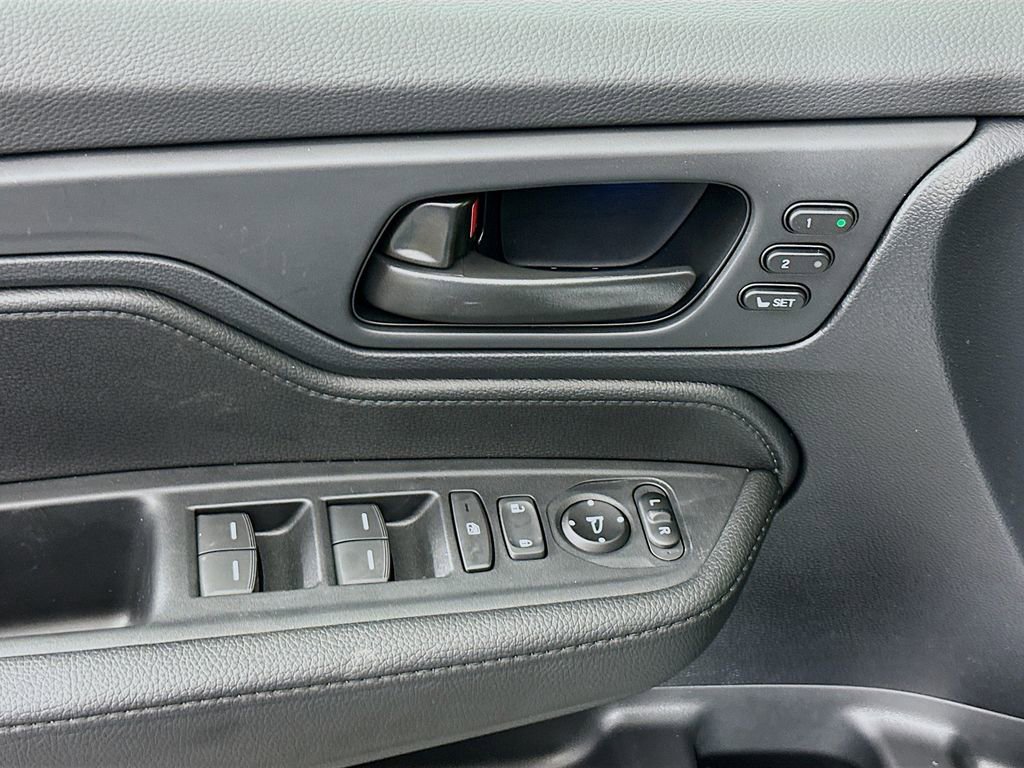 New 2026 Honda Odyssey EX-L image 17