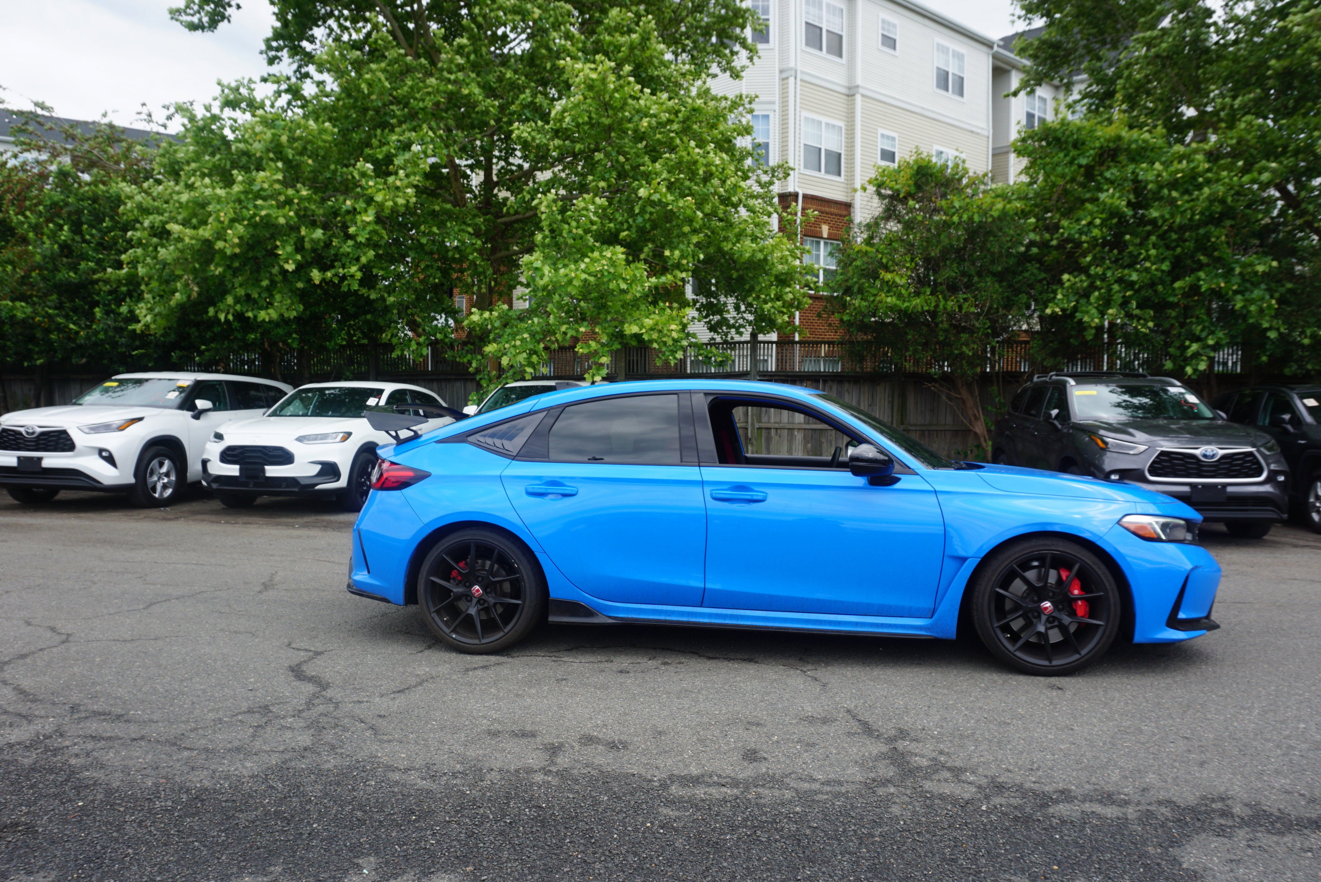 Used 2024 Honda Civic Type R image 3