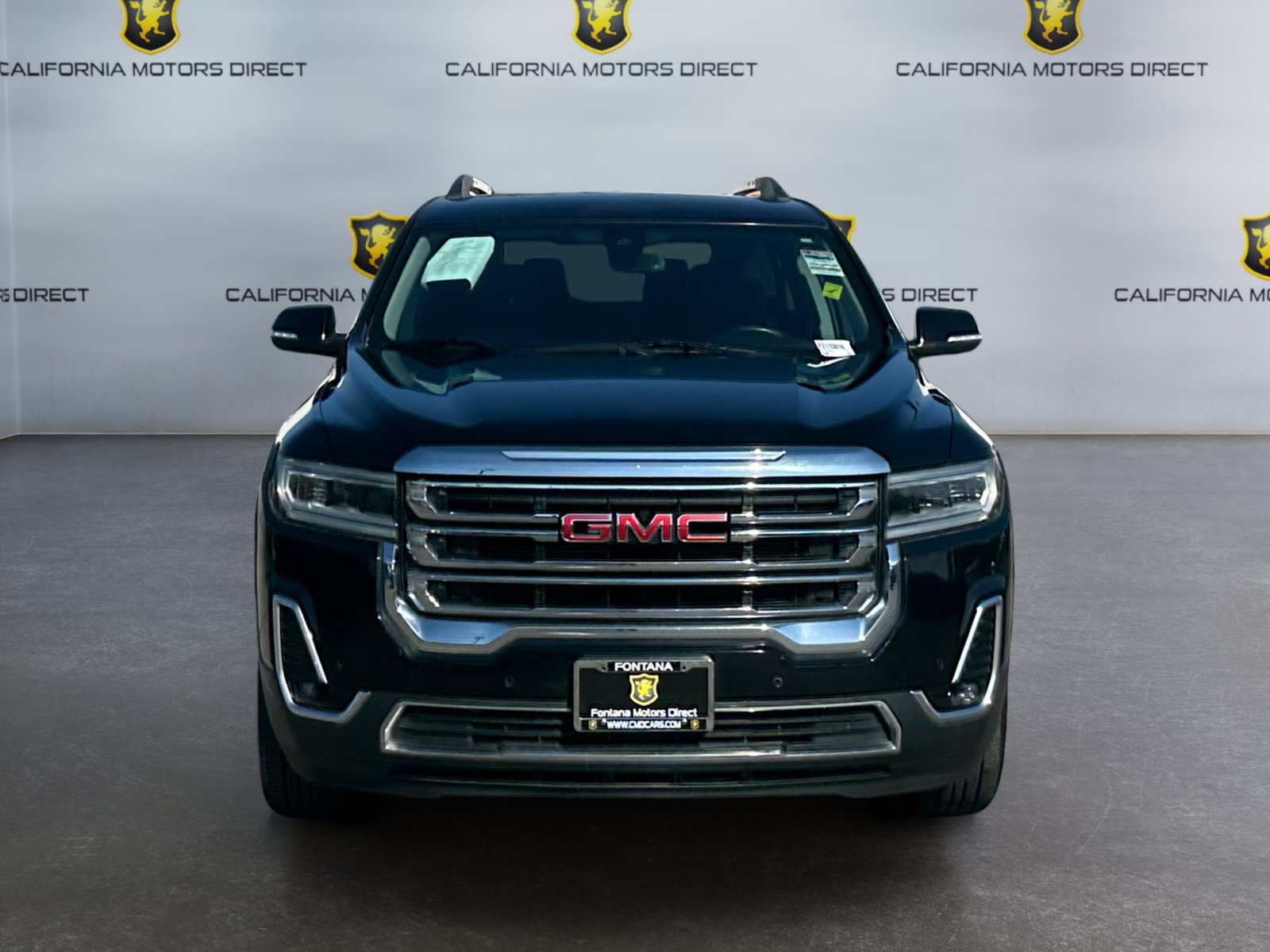 Used 2023 GMC Acadia SLT FWD image 8