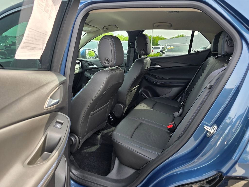 Certified 2026 Buick Encore GX Sport Touring AWD/4WD image 25