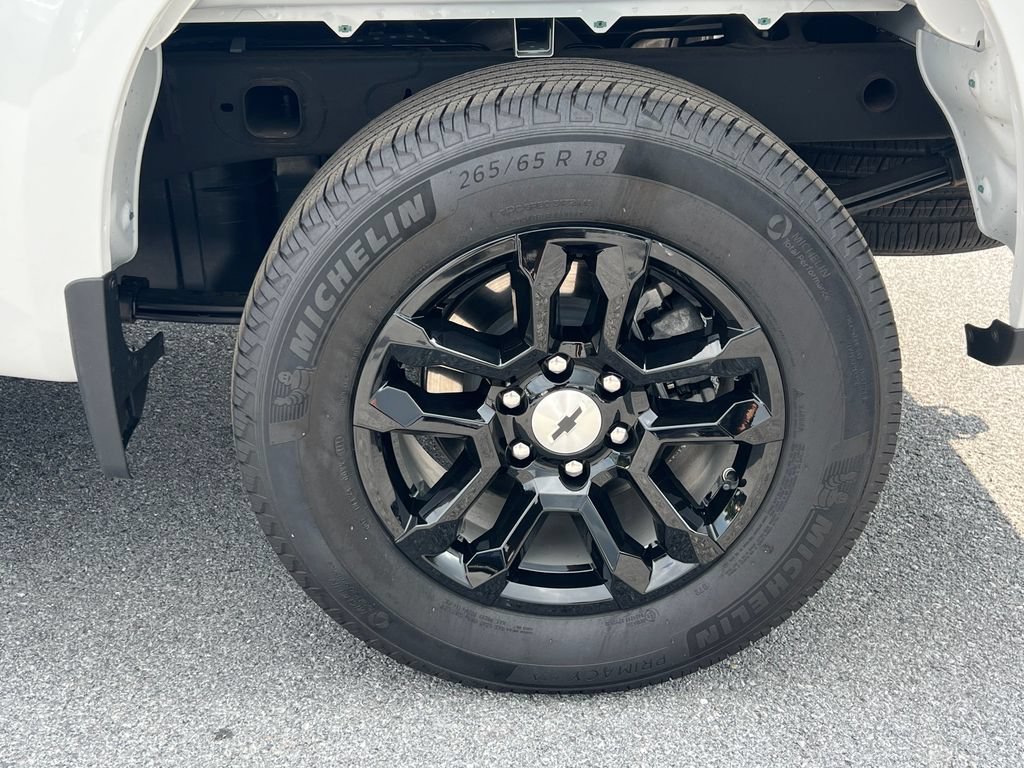 Used 2026 Chevrolet Silverado 1500 RST AWD/4WD image 14