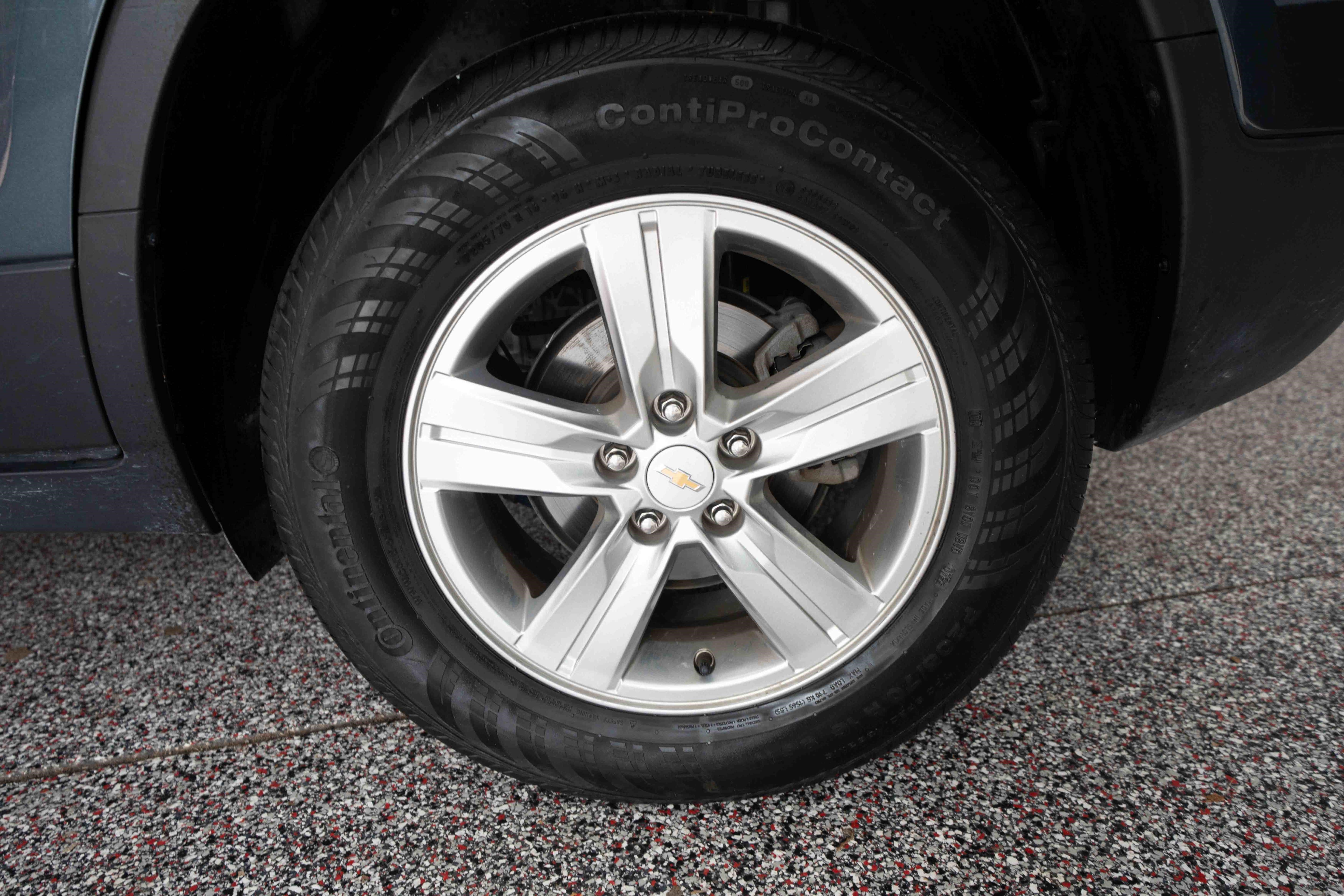 Used 2022 Chevrolet Trax LT w/ LT Convenience Package AWD/4WD image 29