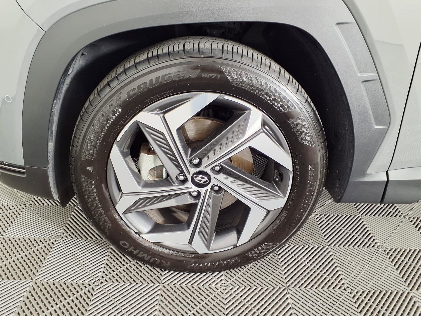 Certified 2024 Hyundai Tucson Limited FWD image 7