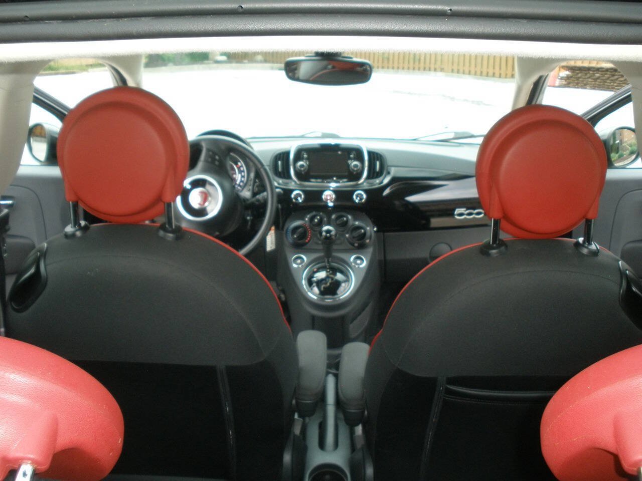 Used 2017 FIAT 500 Pop w/ Sport Appearance Package FWD image 26