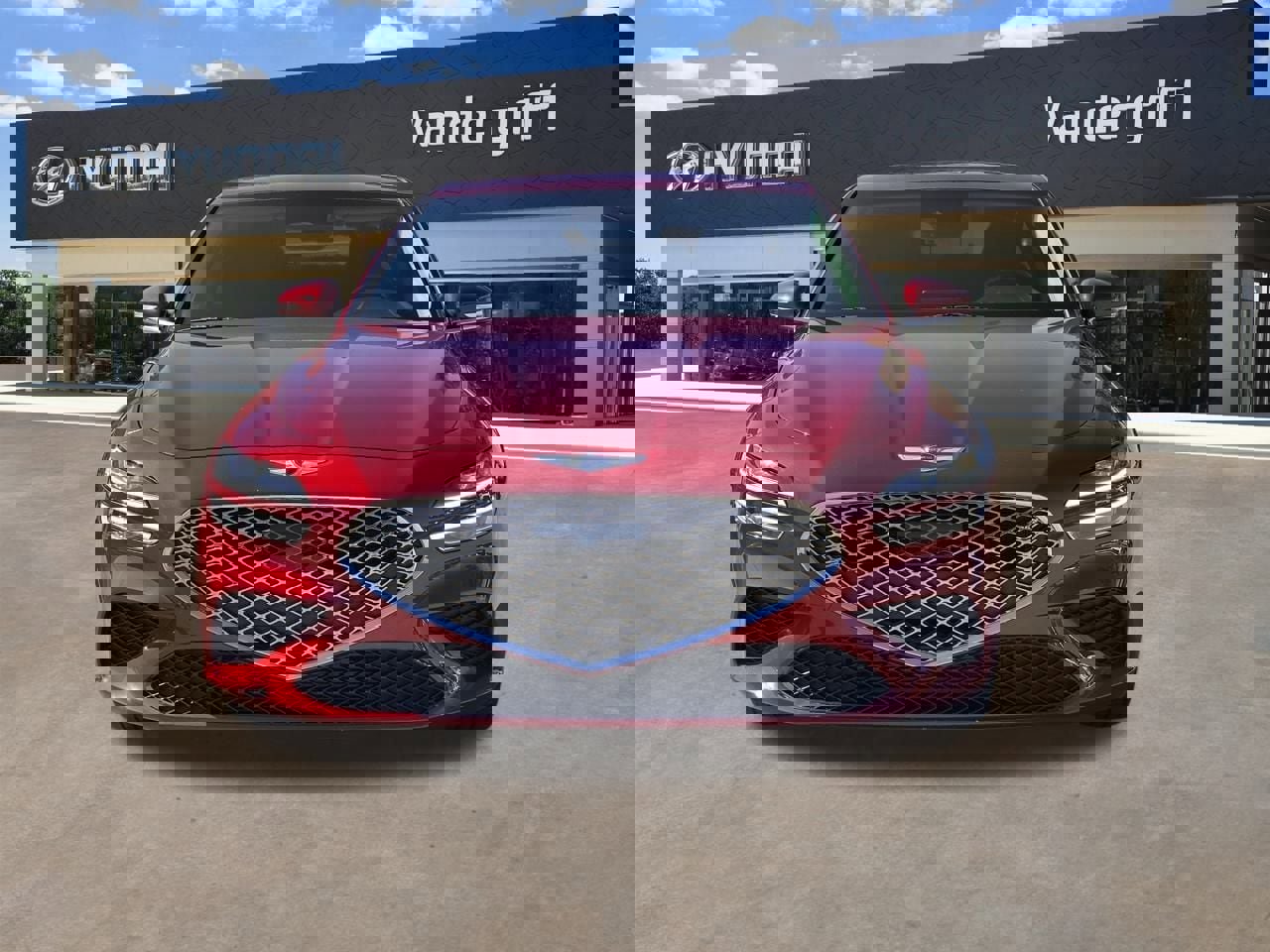 Used 2023 Genesis G70 2.0T image 7