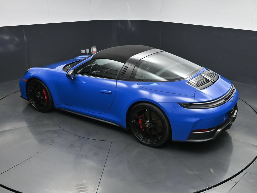 Used 2025 Porsche 911 Targa 4 GTS w/ Premium Package AWD/4WD image 18