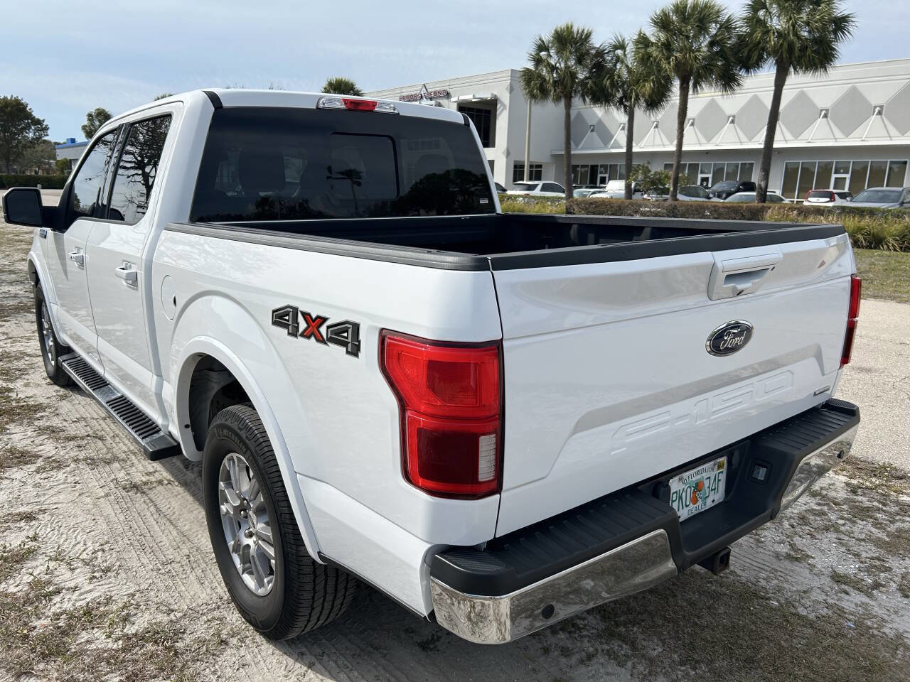 Used 2020 Ford F150 Lariat w/ Equipment Group 501A Mid image 10