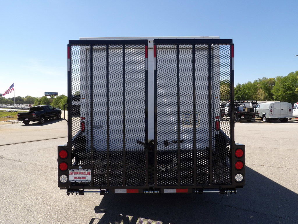 Used 2021 Ford E-350 and Econoline 350 Super Duty RWD image 6