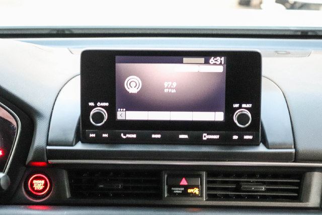 Used 2024 Honda Pilot Sport image 15