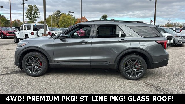 New 2026 Ford Explorer ST-Line w/ ST-Line Street Pack image 3