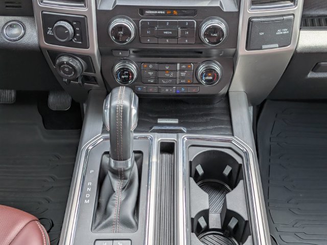 Used 2018 Ford F150 Platinum w/ Equipment Group 701A Luxury AWD/4WD image 17
