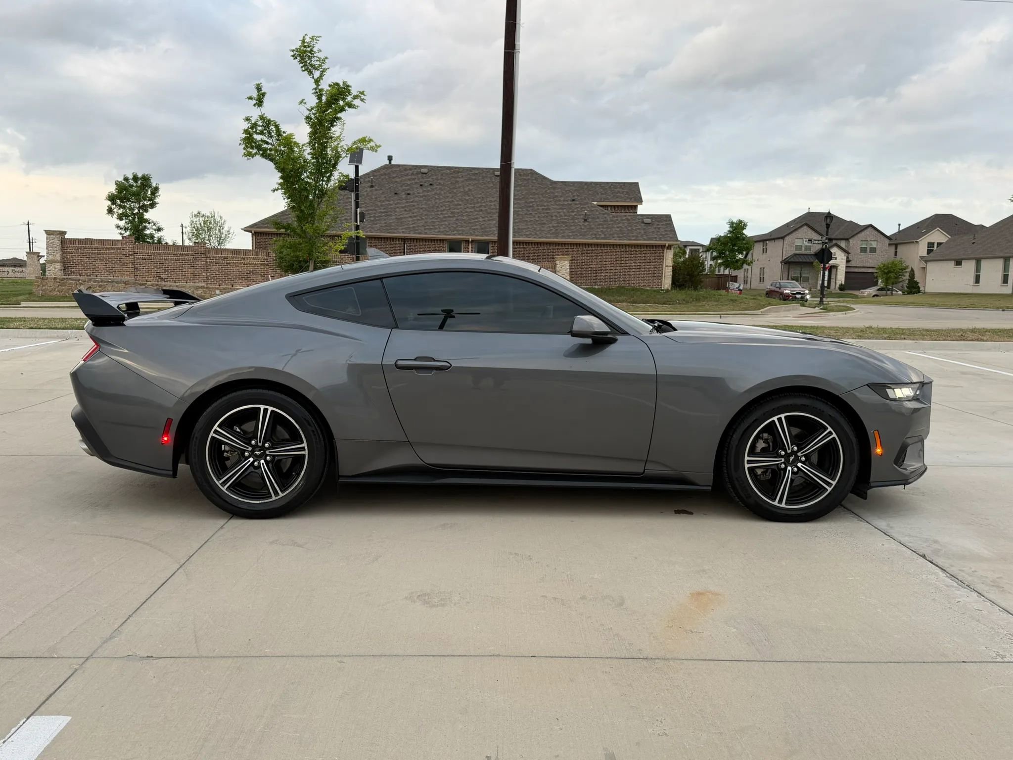 Used 2024 Ford Mustang Coupe image 7