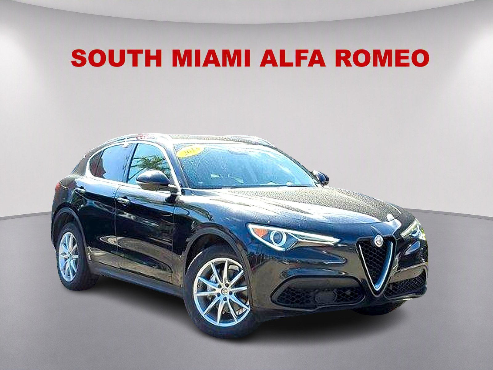 Used 2018 Alfa Romeo Stelvio Ti AWD/4WD image 1