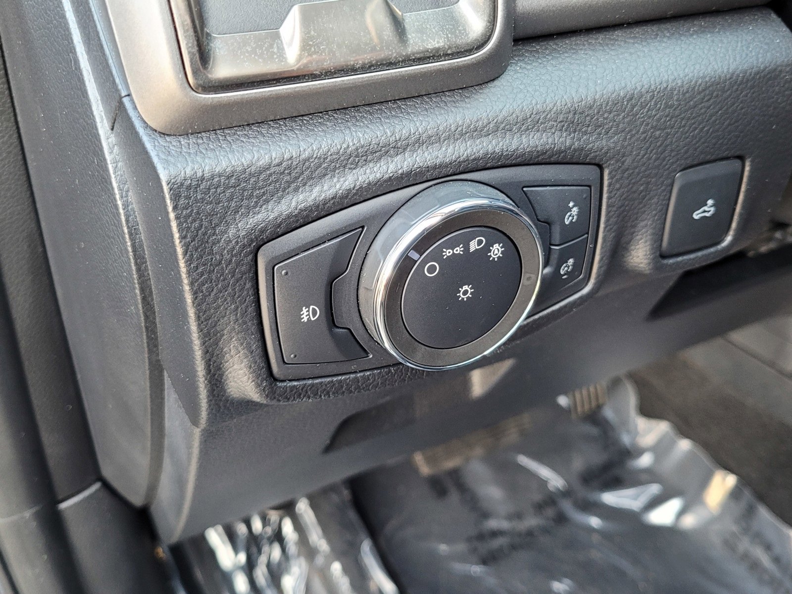 Used 2020 Ford Ranger XLT w/ Equipment Group 301A Mid image 18