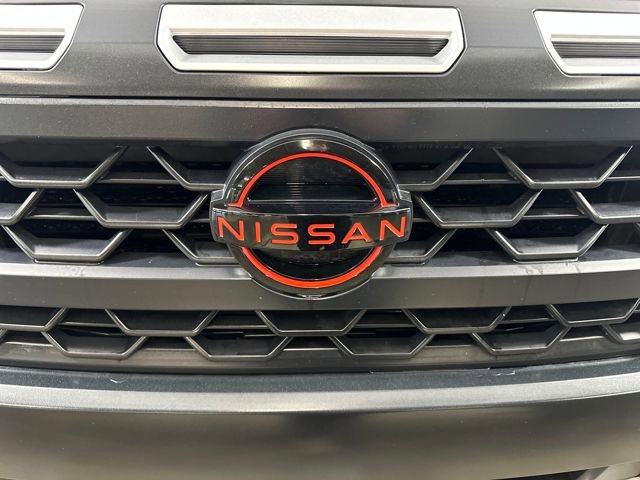 Certified 2025 Nissan Frontier PRO-4X image 9