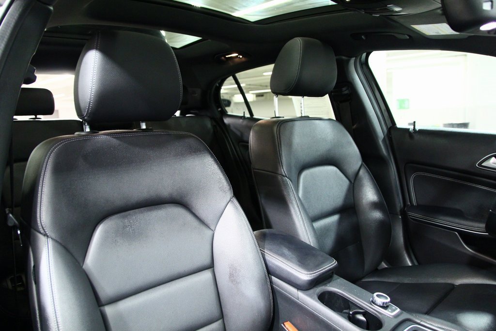 Used 2018 Mercedes-Benz GLA 250 4MATIC image 25