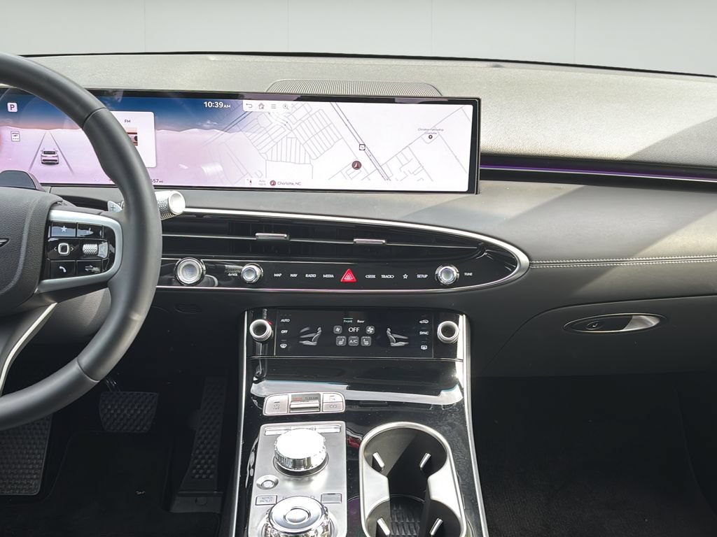 Certified 2026 Genesis GV70 2.5T AWD/4WD image 18