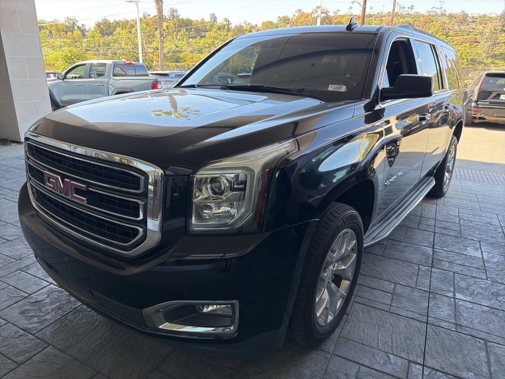 Used 2020 GMC Yukon XL SLT w/ Open Road Package image 2
