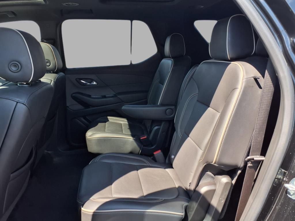 Used 2022 Chevrolet Traverse Premier image 28