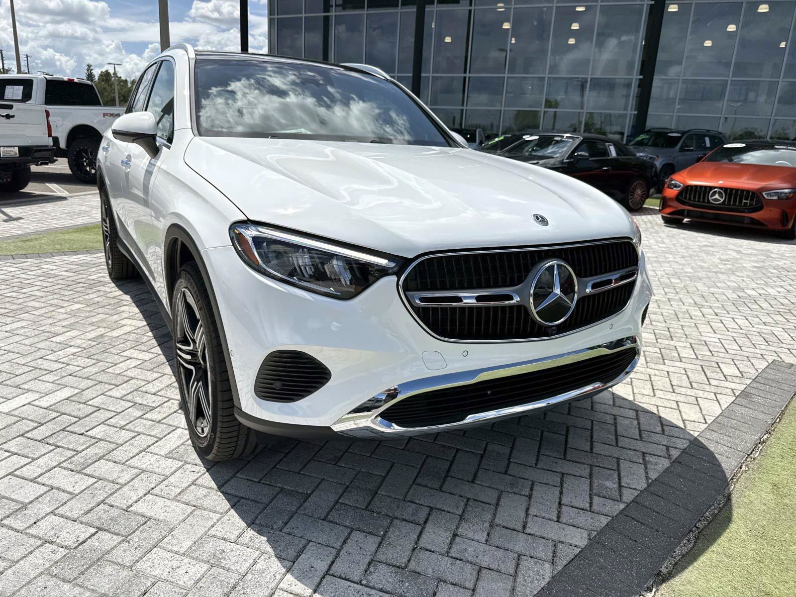 New 2027 Mercedes-Benz GLC 300 image 8